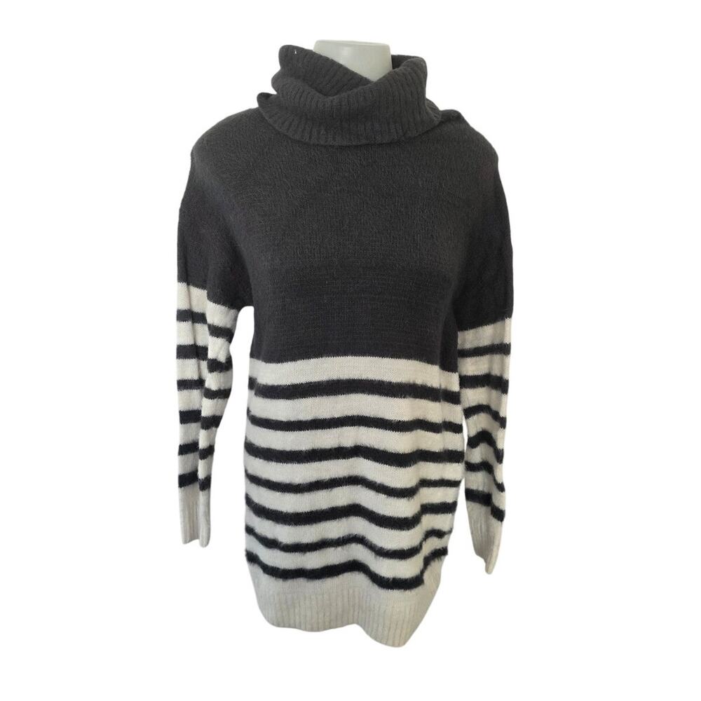 FABLE Black White Striped Fuzzy Eyelash Knit Turtleneck Sweater Womens Sz M